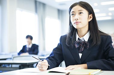 受験期は、受験勉強というストレスフルな状況におかれ「うつ病」を発症しやすくなる