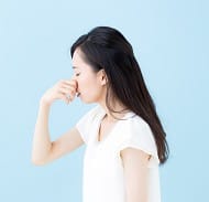 ストレスによって悪化させてしまう花粉症~ひどくなるとうつ病の発症も~