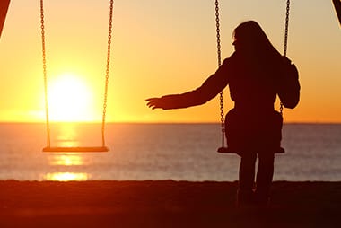 失恋うつについて~2人に1人が抱える「失恋うつ」の実態と克服方法~