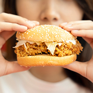 むちゃ食い障害はうつ病を合併する場合もある?