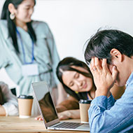 企業に必要なメンタルヘルス対策への視点とは?