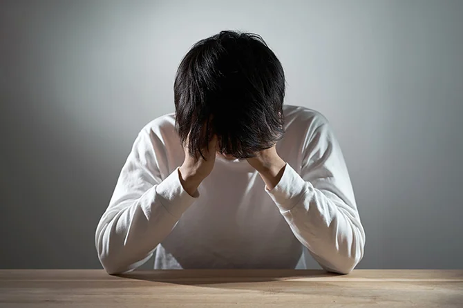 うつ病は、脳の機能バランスが崩れることで生じる病気です。