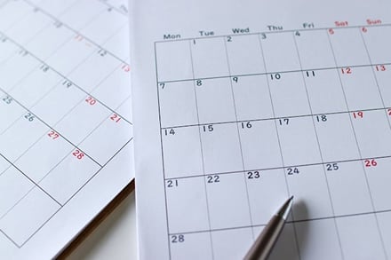 土日祝日も夜19時まで診療